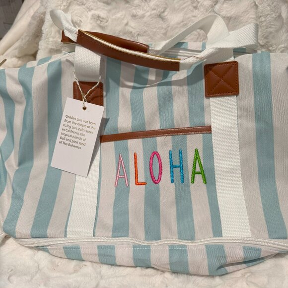 Aloha Spirit Convertible Weekender Bag - Picture 1 of 2